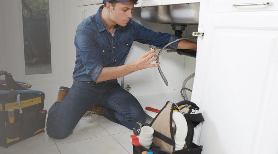 Expert burst pipe repair services in Georgetown, LA